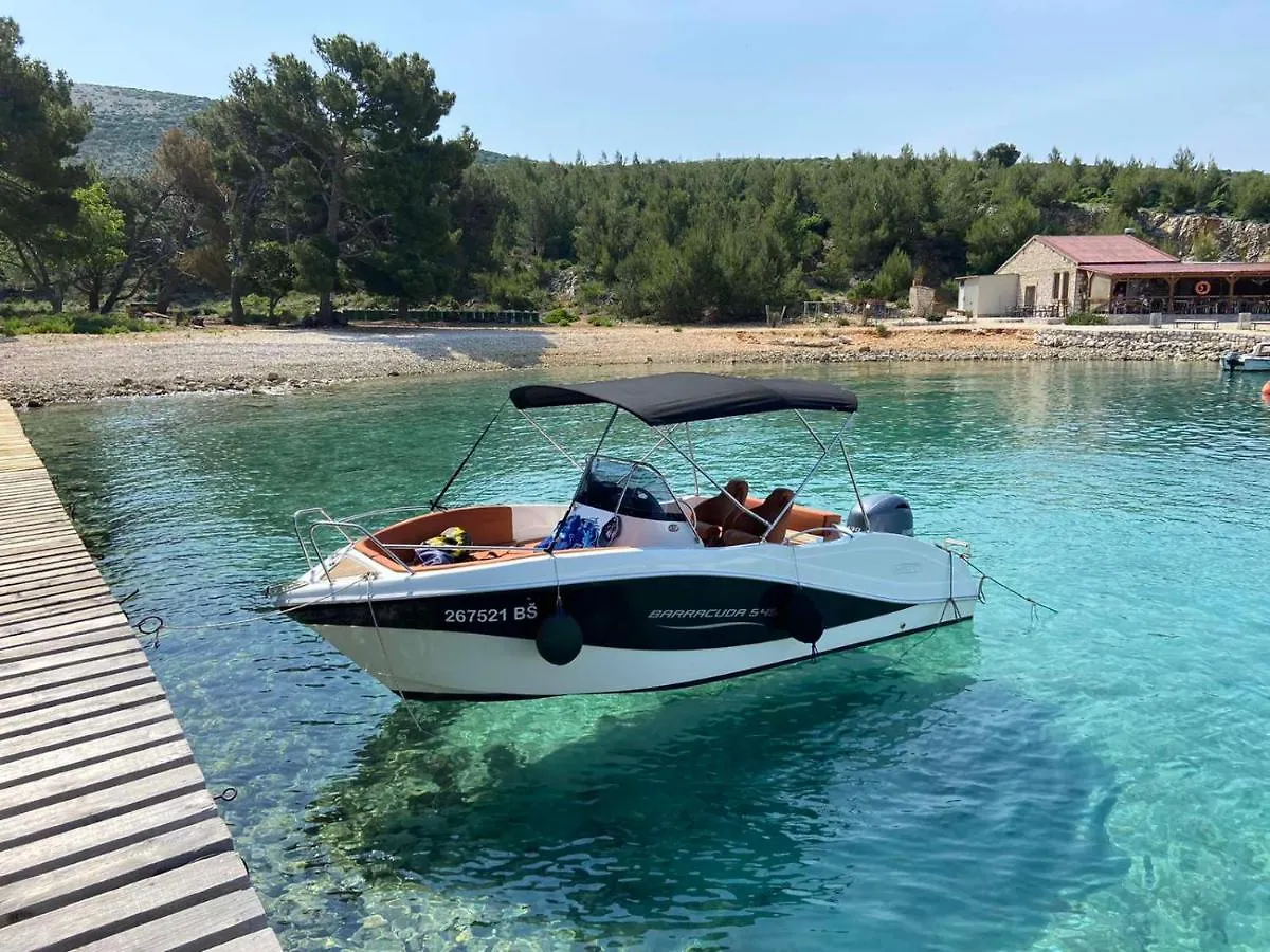 Apartments Kraljic Baska  Croatia